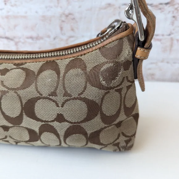 Coach Vintage Leather Canvas Women's Shoulder Hand Bag - Picture 6 of 14